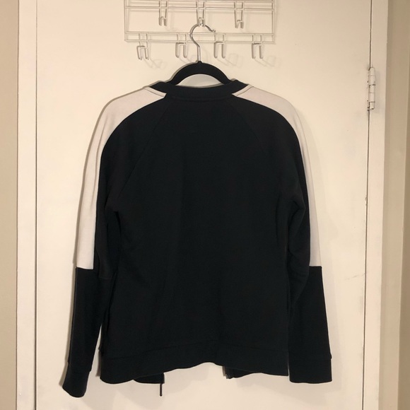 Puma Black/White Jacket - Picture 3 of 3